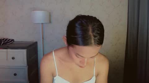 kisses online show from 10, 4, 2026