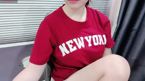 Snapshot of asiasweety chatting on 15, 5, 2026 SoHye online show from 15, 5, 2026