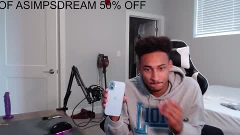 Snapshot of asimpsdream chatting on 25, 9, 2025 asimpsdream online show from 25, 9, 2025