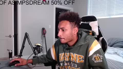 Snapshot of asimpsdream chatting on 7, 10, 2025 asimpsdream online show from 7, 10, 2025