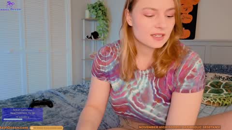 Asiri   pronounced Ah-siri Please no nicknames   3 online show from 30, 11, 2025