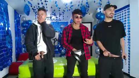 Snapshot of asmodeus7100 chatting on 24, 1, 2025 THOMAS AND DAMIAND online show from 24, 1, 2025