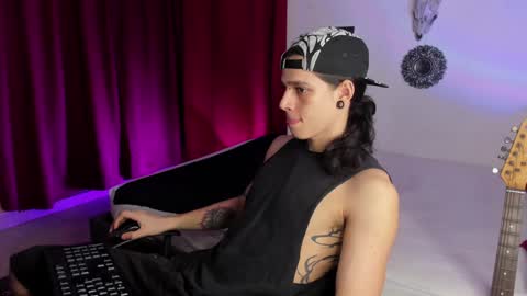 Snapshot of asmodeuszz chatting on 20, 1, 2025 asmodeuszz online show from 20, 1, 2025