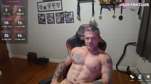 Snapshot of ass_chaser_1 chatting on 17, 9, 2025 Ass Chaser online show from 17, 9, 2025