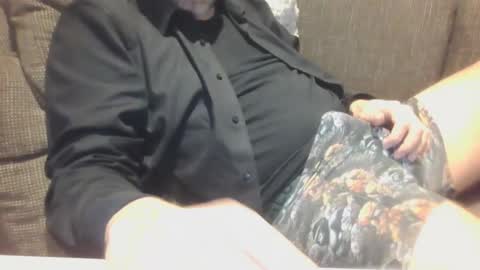 Assmani28 online show from 5, 3, 2025