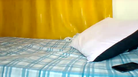 FLORAH DANIEL online show from 7, 3, 2025