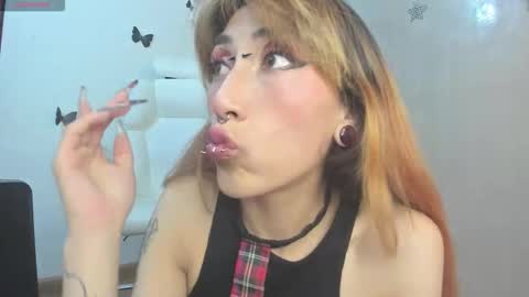 Asterothxznikki online show from 28, 2, 2026