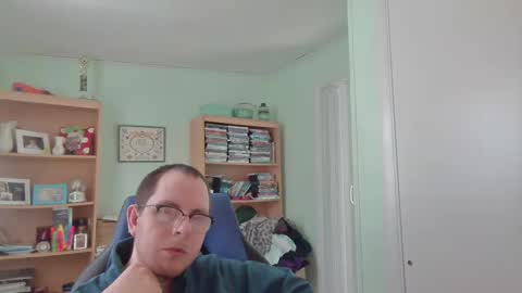 Andrew or Smiley Read the message in bold above the bio design for info on the situation. online show from 24, 1, 2025