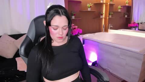 Astrid  online show from 17, 4, 2026