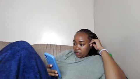 atara_seren online show from 11, 5, 2026