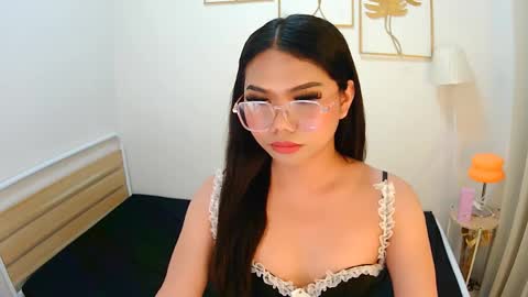 atashakendall online show from 29, 4, 2026