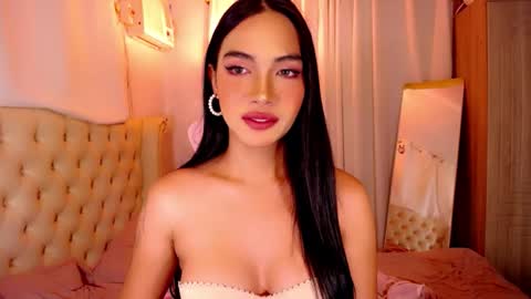 Sam online show from 8, 10, 2025