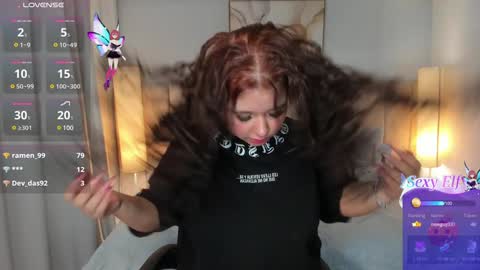 Snapshot of atena_cuteee chatting on 18, 1, 2025 sofia online show from 18, 1, 2025