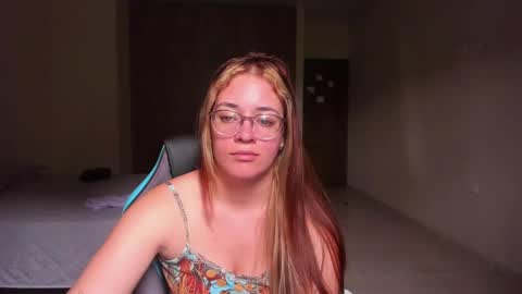 atenas online show from 25, 2, 2025