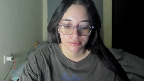 Snapshot of atenas__05 chatting on 22, 6, 2026 atenas online show from 22, 6, 2026
