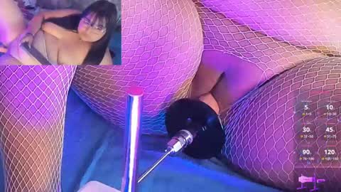 Snapshot of ateneadesire chatting on 25, 5, 2026 ateneadesire online show from 25, 5, 2026