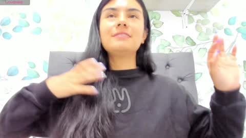 Atilana Diaz online show from 11, 1, 2025