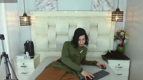 Snapshot of atley_dolly_ chatting on 7, 4, 2026 ATLEY online show from 7, 4, 2026