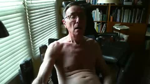Snapshot of atlhung9 chatting on 23, 5, 2026 Atlhung9 online show from 23, 5, 2026