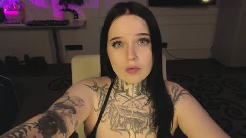 online every day between 10am-23pm online show from 6, 4, 2026