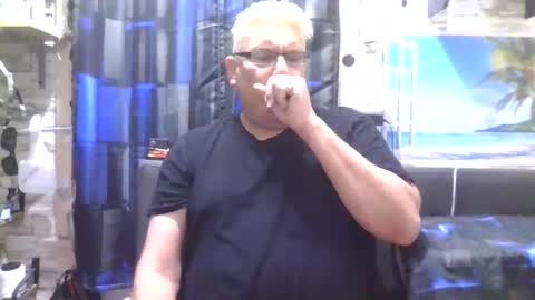 A online show from 4, 2, 2025