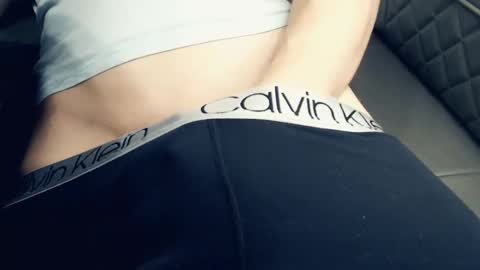 Snapshot of atxsb40 chatting on 16, 4, 2026 RateMyCock online show from 16, 4, 2026