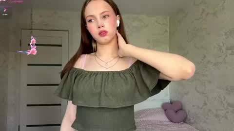 Snapshot of audiedelorbe chatting on 11, 6, 2026 Jolyn online show from 11, 6, 2026