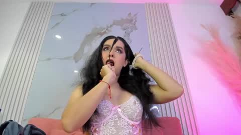 Audrey Hayworth online show from 6, 4, 2026