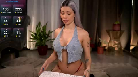 Isabella online show from 13, 4, 2026