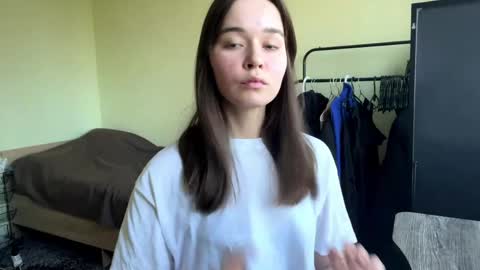 Mari online show from 10, 4, 2026