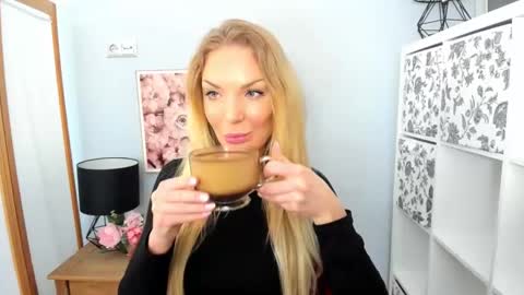 Snapshot of aullorasensual chatting on 10, 3, 2025 AulloraSensual online show from 10, 3, 2025