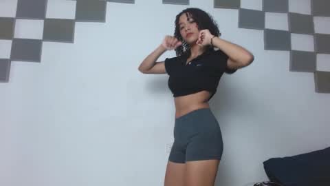 Aura online show from 13, 9, 2025