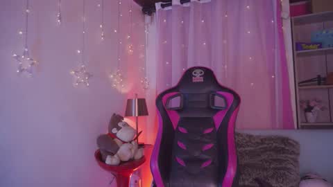 aura_rouss online show from 9, 1, 2026