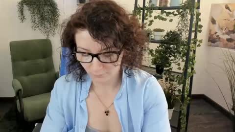Aurelia online show from 18, 5, 2026