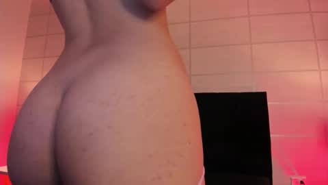 Aurora  online show from 30, 10, 2025