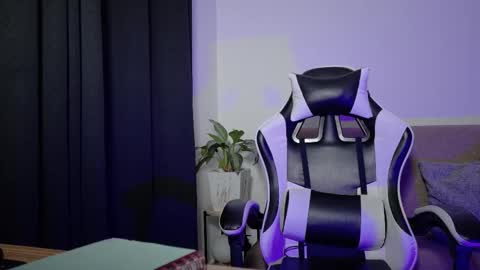 aurora_collins08 online show from 26, 3, 2026