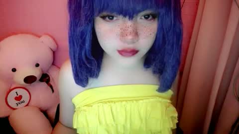 Snapshot of aurora_more chatting on 25, 5, 2026 cute online show from 25, 5, 2026