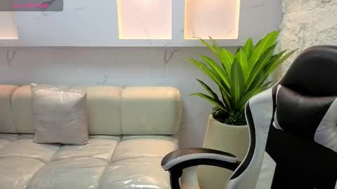 AURORA  online show from 24, 2, 2026