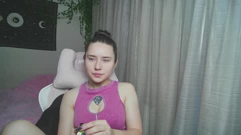 Snapshot of aurora_worker chatting on 14, 9, 2025 Aurora online show from 14, 9, 2025