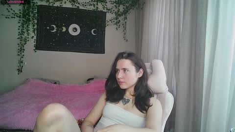 Snapshot of aurora_worker chatting on 20, 10, 2025 Aurora online show from 20, 10, 2025