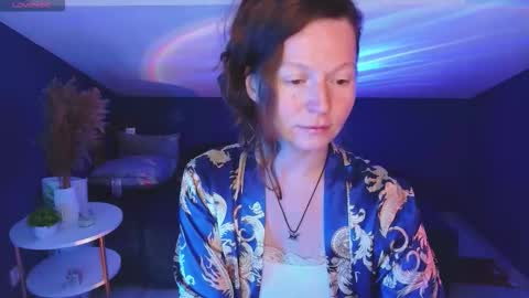 Snapshot of auroraborealis__ chatting on 16, 10, 2025 auroraborealis__ online show from 16, 10, 2025