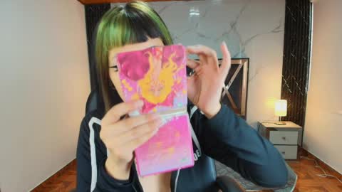 Snapshot of auroradiaz_ chatting on 1, 4, 2026 Aurora Diaz online show from 1, 4, 2026