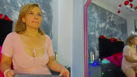 Aurora Rojas online show from 2, 1, 2025