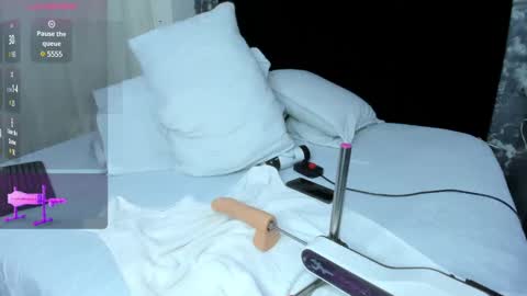 Aurora Rojas online show from 21, 2, 2025