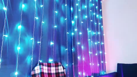 Aurora online show from 6, 3, 2025