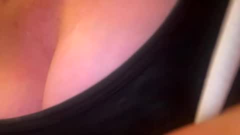 Milf4u online show from 21, 11, 2025