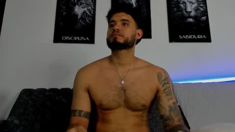 Snapshot of austintorres_ chatting on 17, 7, 2026 AustinTorres online show from 17, 7, 2026