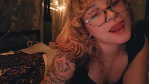 Autie 3 online show from 19, 4, 2026