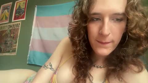 Autumn Loves You online show from 9, 4, 2026