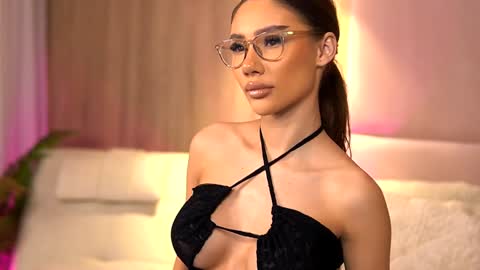 Snapshot of ava_heath chatting on 7, 1, 2025 Ava online show from 7, 1, 2025